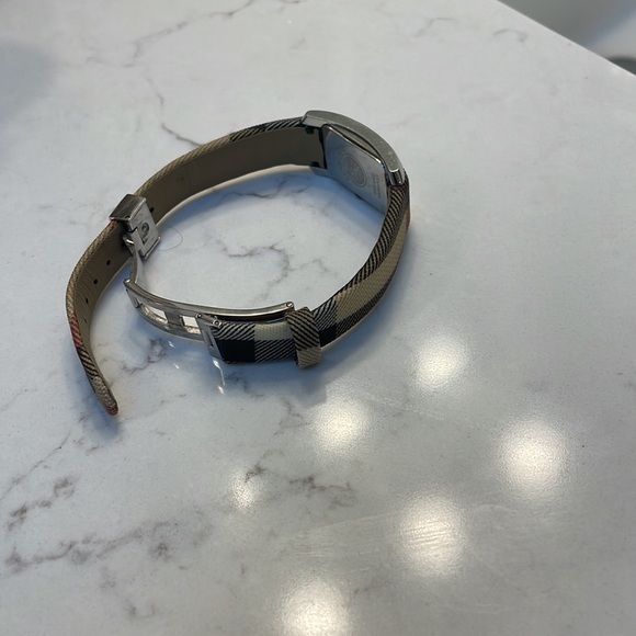Gently Used Classic Burberry Watch - Picture 2 of 4